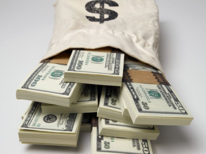 Forex: l’Ism scatena le vendite sul dollaro (analisti)