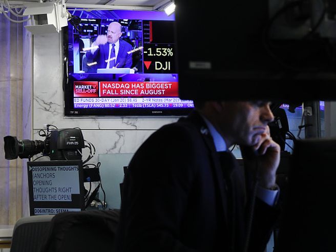 Mercati europei prudenti su timori Covid, attesa anche per nuove trimestrali