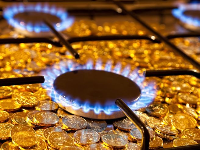 Governo valuta di allungare le concessioni idrolettriche senza gare per tutti gli operatori (analisti)