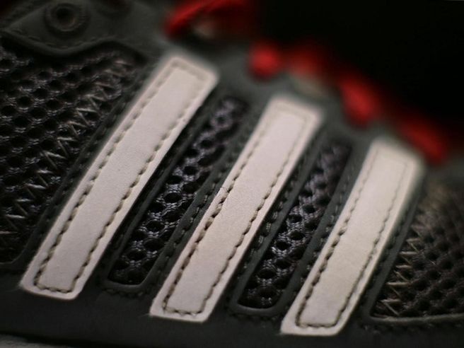 Adidas in calo a Francoforte, deludono le vendite trimestrali