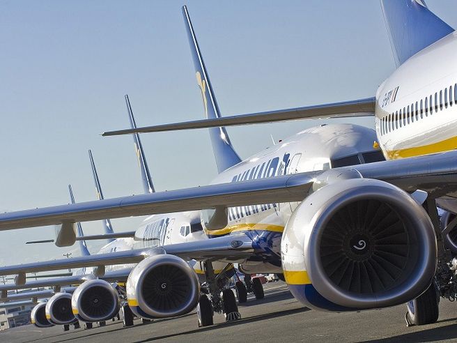 Ryanair: costo totale cancellazioni voli sarà inferiore a 25 mln