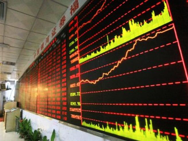 Azionario Asia: sentiment fragile, Nikkei +3% poi chiude con +0,16%. Shanghai e Seoul -1,5%