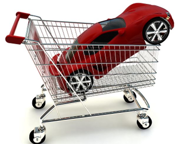 Italia: ancora un calo a doppia cifra per il mercato dell’auto