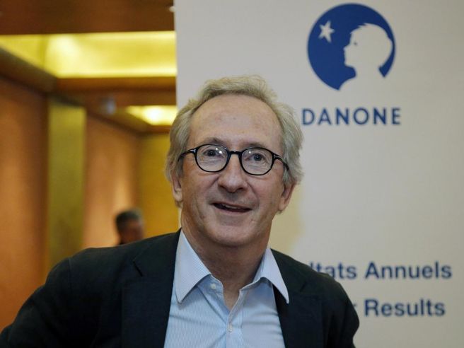 Danone vende Stonyfield a Lactalis per 875 mln$