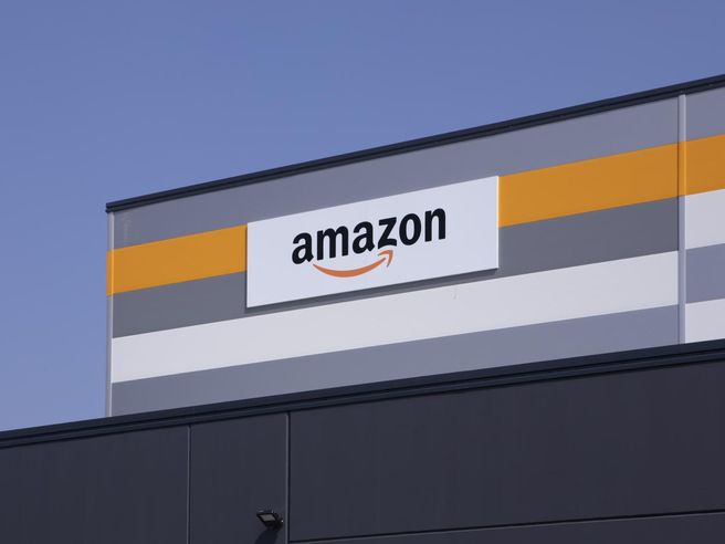 Rivian punta all’Ipo record. Amazon ordina 100mila furgoni