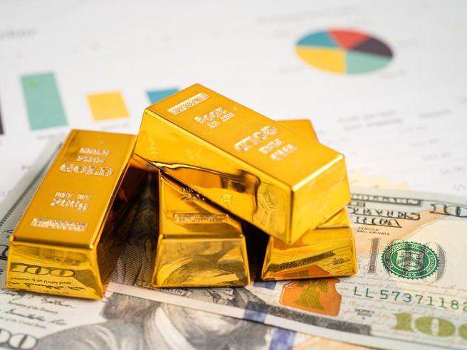 L’oro raggiunge un record sopra i 5.280 dollari