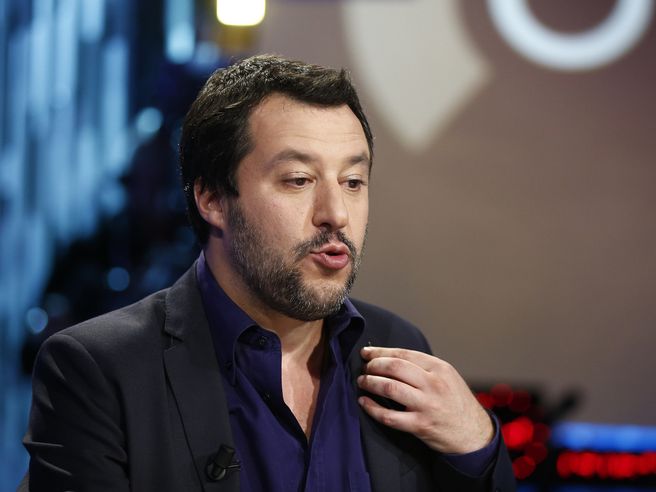 Indiscrezioni stampa, Salvini punta a rimpiazzare Juncker: pronto a correre per presidenza Commissione Ue