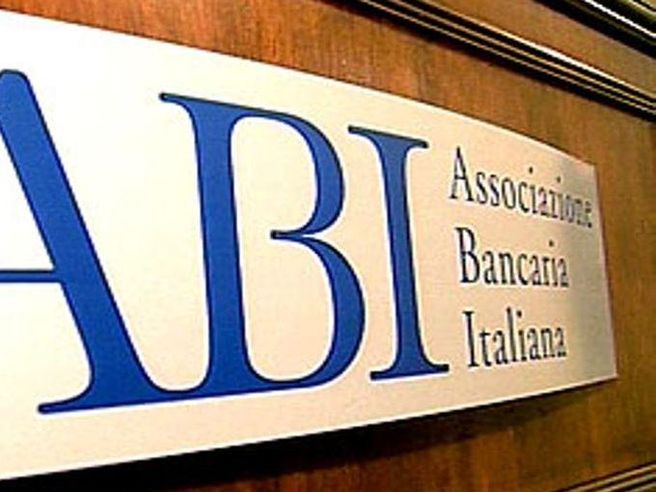 Prestiti: per le imprese si registra una flessione dell’1,9% su base annua