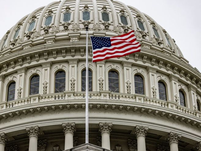 Usa: ordini beni durevoli meglio delle attese a luglio, ma deludono ordini beni capitali ex aerei e difesa