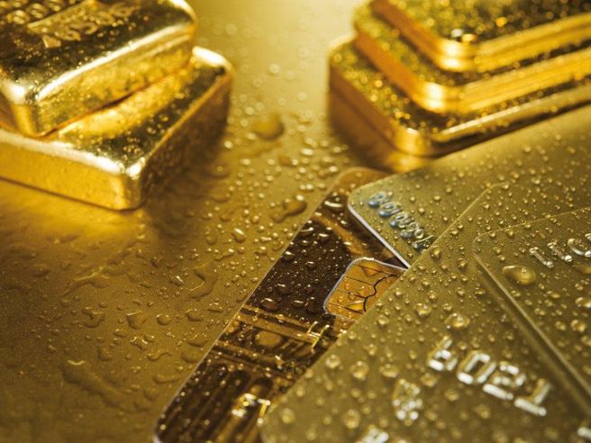 Oro: debolezza permane con notizie vaccini, ma resta “supporto attività accomodante banche centrali”
