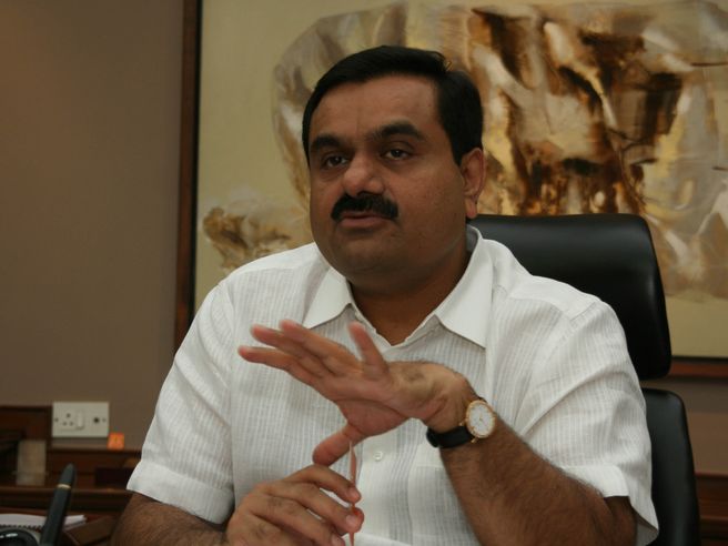 Bloomberg: Gautam Adani è la persona più ricca dell’Asia