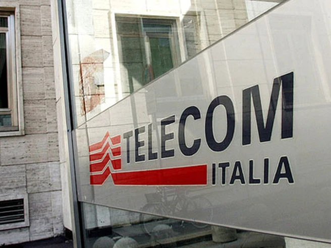 Telecom Italia: utile netto scende a 222 milioni nel I trimestre, sotto le attese