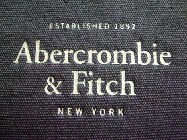 Abercrombie & Fitch: tonfo nel pre-market su guidance e profitti sotto le attese
