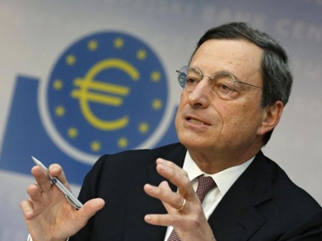 Bce: allo studio Qe da 50 miliardi al mese fino a fine 2016 (Bloomberg)