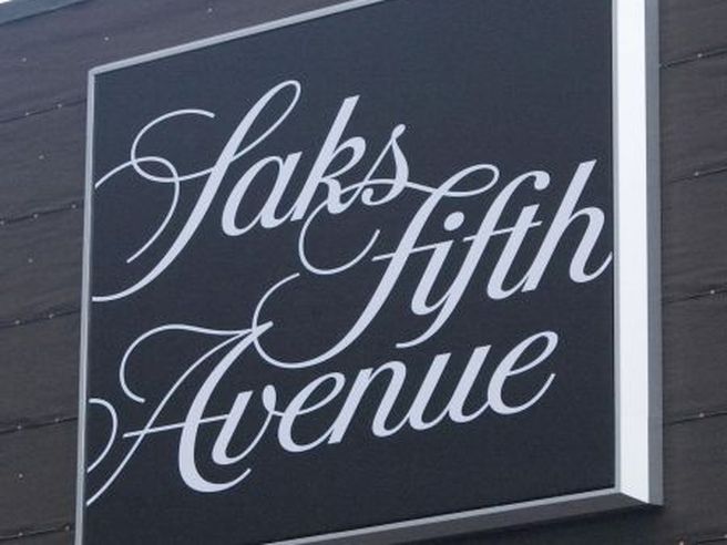 Saks: perdita peggiora nel secondo trimestre, +1,5% per le vendite same-store