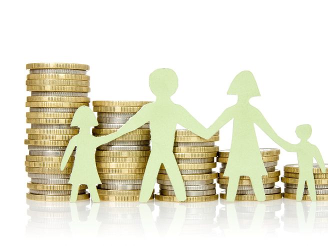 Confcommercio, consumi in crescita a dicembre