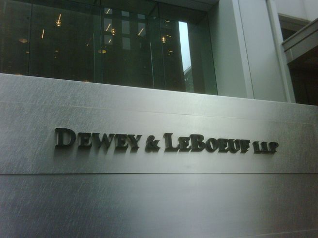 Usa: lo studio legale Dewey & LeBoeuf fa richiesta del Chapter 11