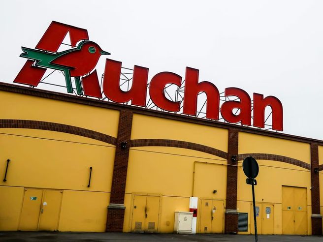 Casino vende 66 negozi a Groupement Les Mousquetaires e Auchan Retail France
