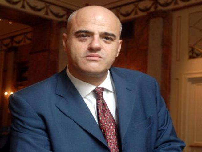 Eni: Descalzi soddisfatto da cash flow record ultimi 5 anni
