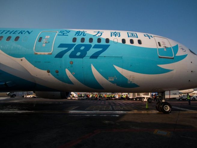 Boeing: 11 compagnie aeree cinesi hanno ripreso a volare con il 737 MAX