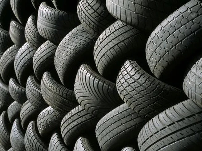 Bridgestone, i mercati emergenti spingono gli utili