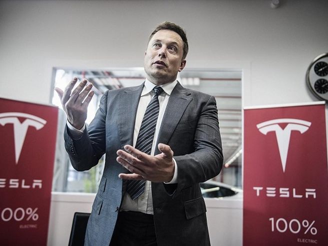 Tesla: +9% in avvio a Wall Street dopo buona trimestrale e conferma obiettivi vendita
