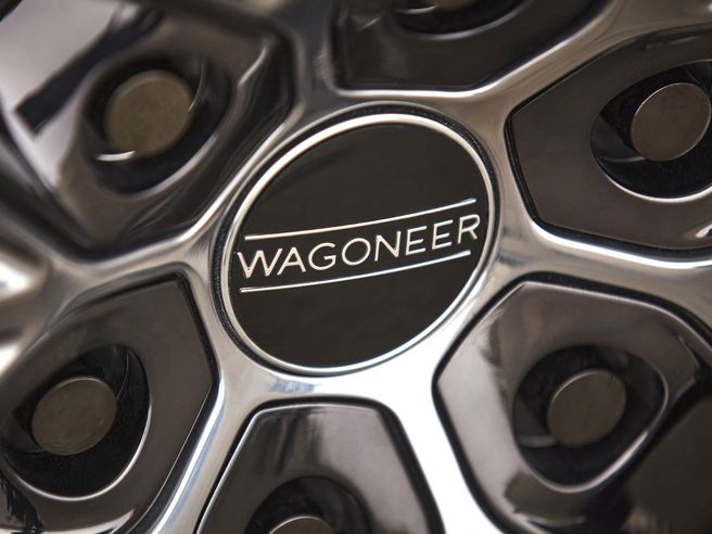 Fca riavvicina i 10 euro, svelato concept nuova Jeep Grand Wagoneer