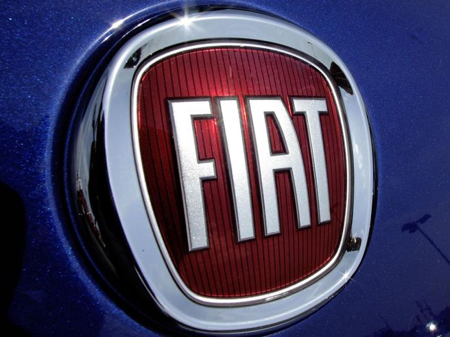 Fca: prolungata cooperazione con Peugeot fino al 2023, aumento produzione in Sevel