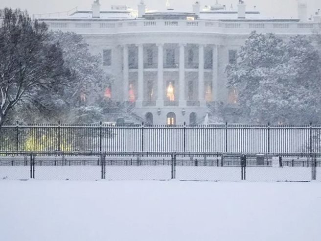 USA: TEMPESTA DI NEVE, TEMPESTA MONETARIA.