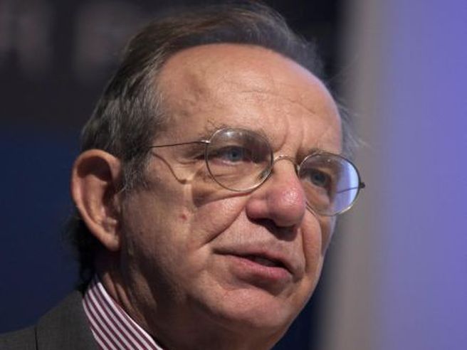 Padoan: disoccupazione è minaccia numero uno