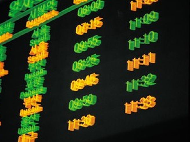 La Borsa di Hong Kong chiude in leggero rialzo