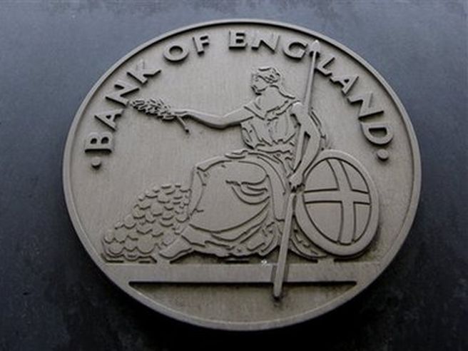 Ftse 100 negativo su timori relativi ad autorità bancaria europea