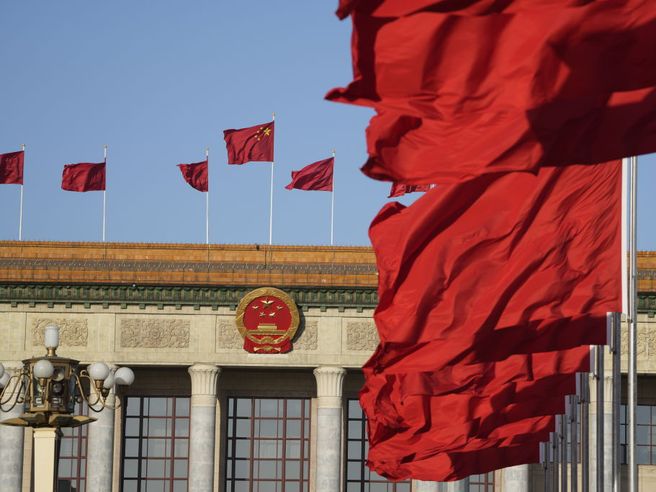 Cina, Due Sessioni: governo Pechino annuncia target crescita Pil ed emissione bond ‘ultra long’