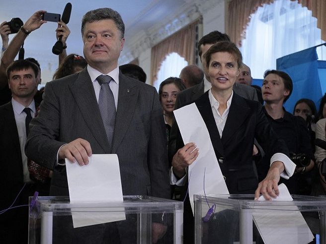 Ucraina: elezioni a ottobre, oggi l’incontro tra Putin e Poroshenko