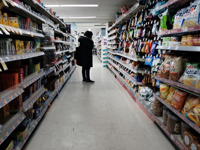 Confcommercio, PIL frena nel primo trimestre. Indicatore Consumi in calo dello 0,1%