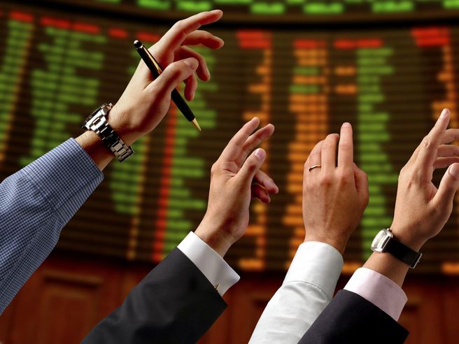 Vendite diffuse sui listini asiatici