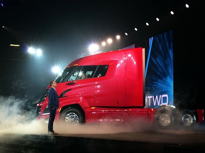 Nikola in caduta libera anche oggi (-15%), spunta primo sell tra gli analisti