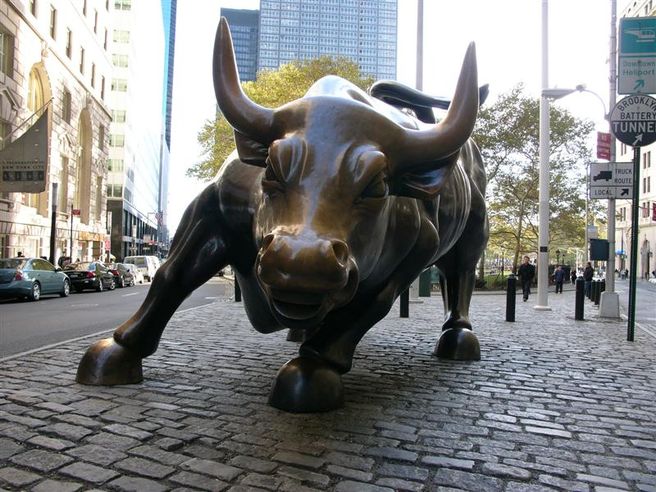 Wall Street, partenza in moderato rialzo