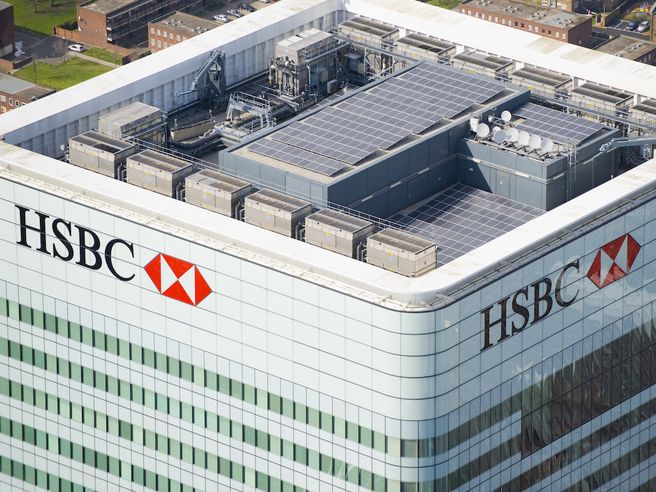 Hsbc: utili semestrali saliti del 10% grazie al riposizionamento