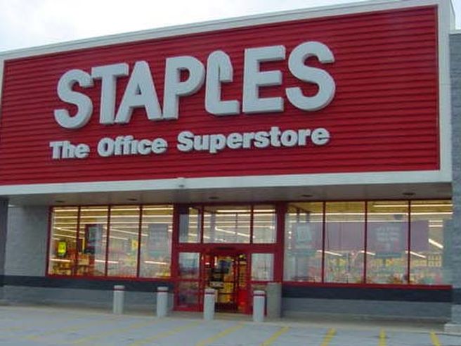 Staples: utili e ricavi in calo nel secondo trimestre