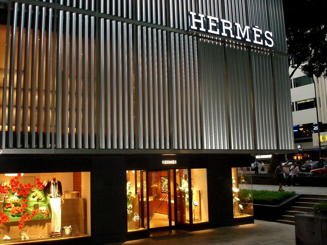 Hermès chiude il 2015 con utile netto in rialzo del 13%, dividendo alzato a 3,35 euro