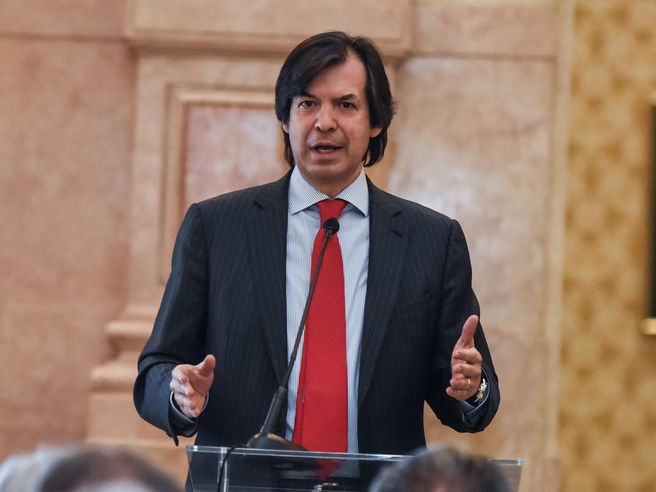 Intesa Sanpaolo: Messina, stock Npl della banca scesi di 26 miliardi in tre anni