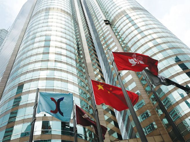 Borsa Tokyo -1,3%, Hong Kong -2%. Azionario zavorrato da sell su titoli oil dopo accordo Opec+