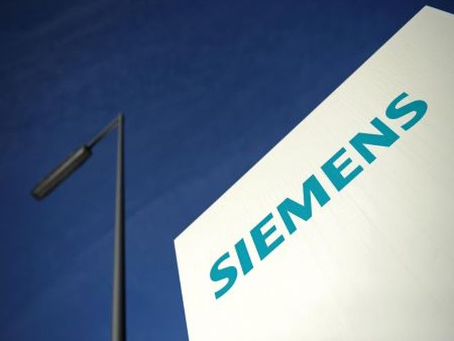 Siemens: ricavi trimestrali in leggero rialzo, ordini scivolano sotto quota 25 mld