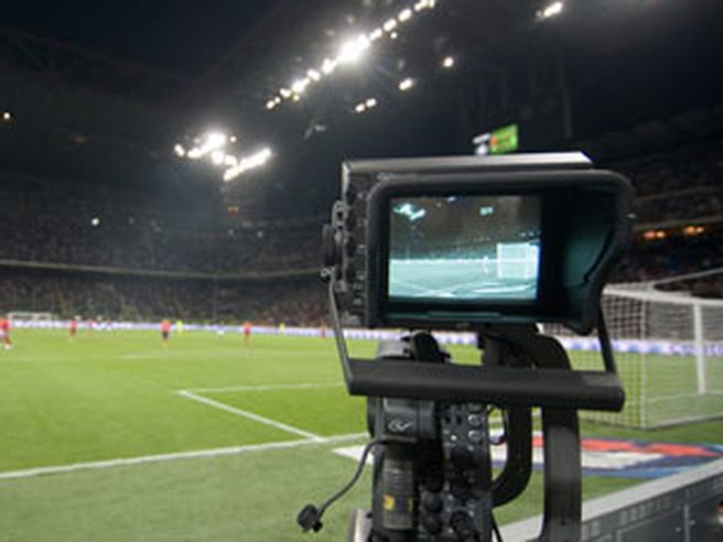 Mediaset: Premium si aggiudica campionati Francia e Scozia