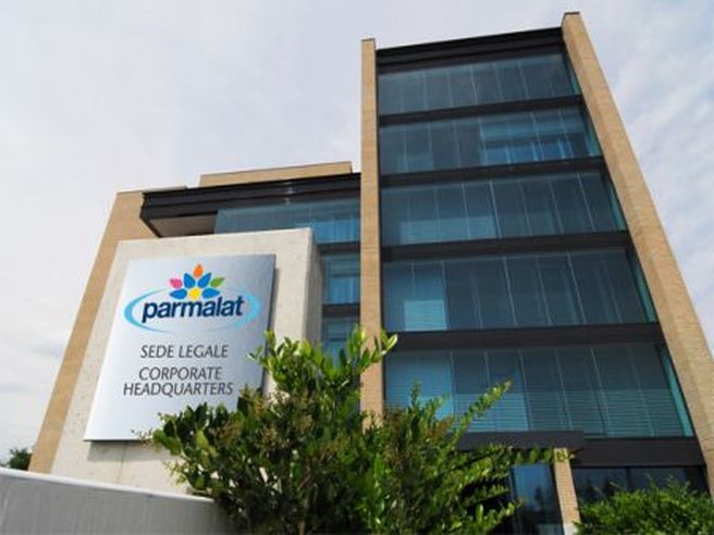 Parmalat verso delisting dopo salita Lactalis al 95,8% del capitale