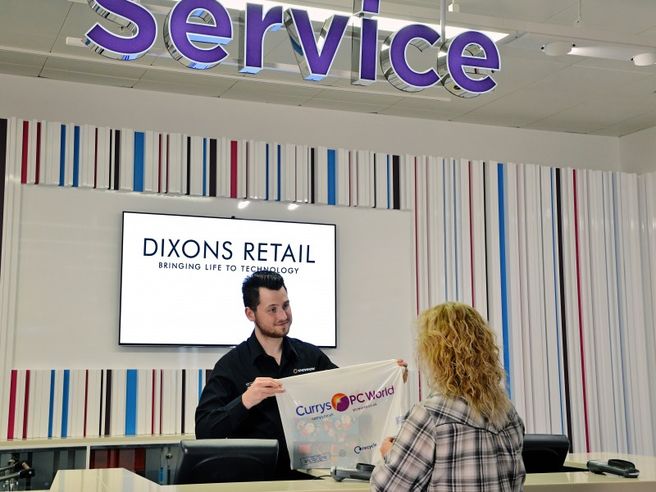 Dixons e Carphone Warehouse: proseguono colloqui per possibile fusione