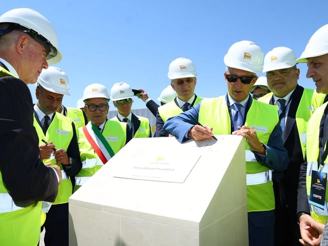 Eni Storage Systems: avviato cantiere fabbrica produzione di batterie stazionarie a Brindisi