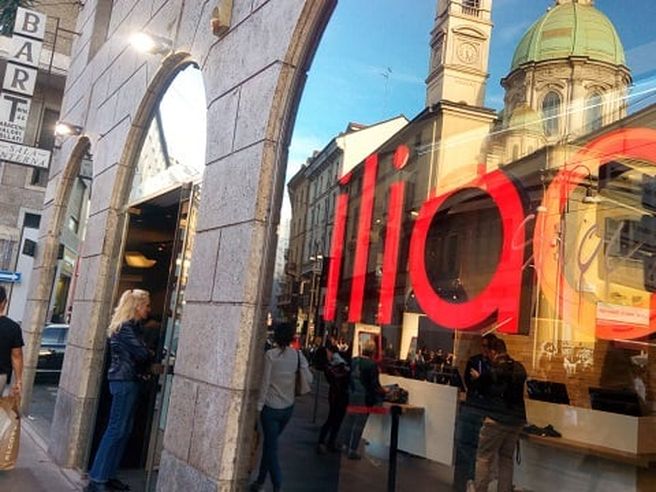 Telecom Italia in caduta sul Ftse Mib, mossa Iliad nella telefonia fissa fa paura
