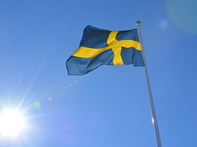Svezia: banca centrale alza i tassi a sorpresa allo 0,25% per contrastare inflazione